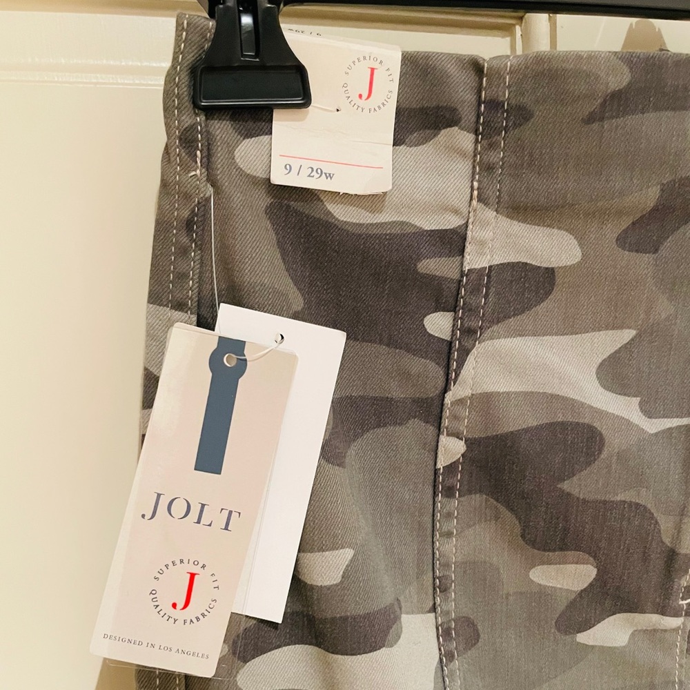 Camo Mini skirt! - Picture 4 of 7